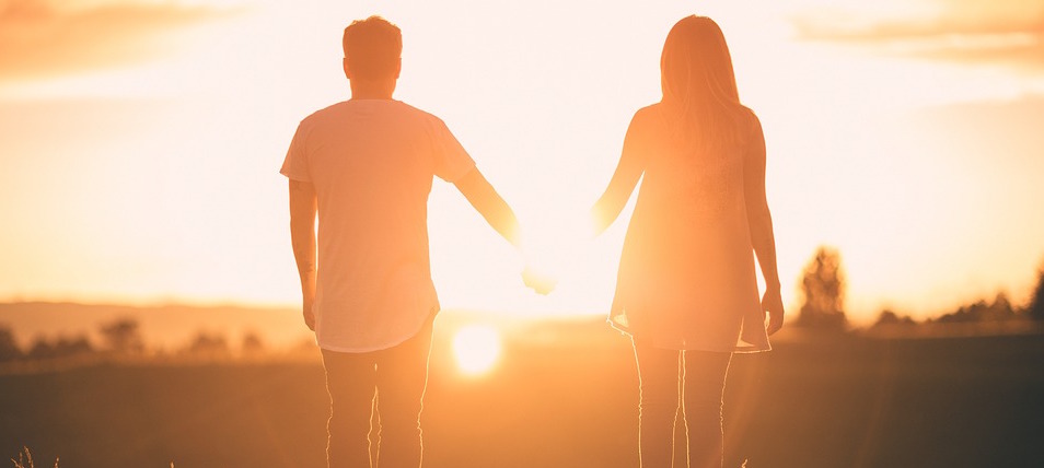 ヒプノセラピストの上原さんが伝える『過去を手放すことの難しさ』